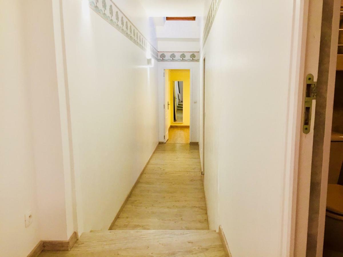 Villa Bigorra Lourdes Centre Le Sanctuaire La Grotte , Parking Ngoại thất bức ảnh
