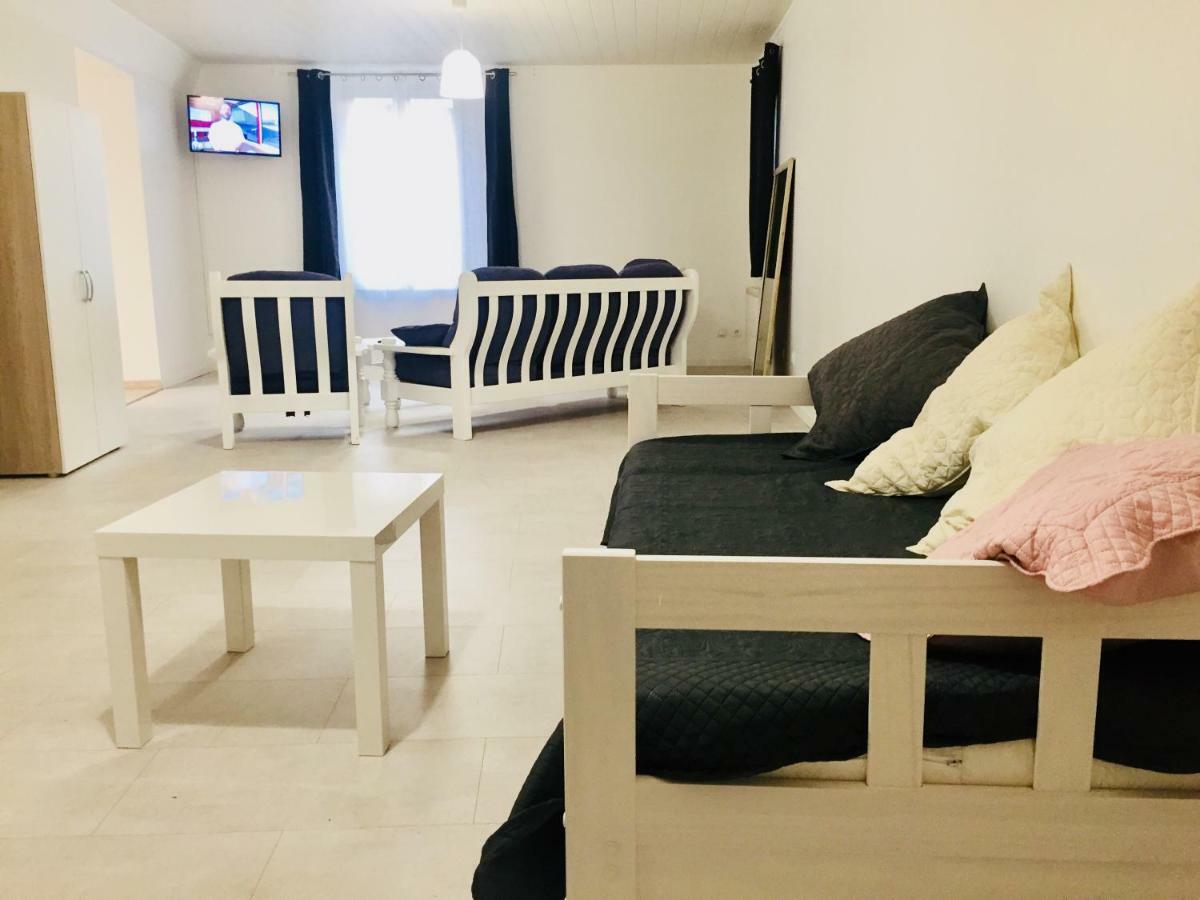Villa Bigorra Lourdes Centre Le Sanctuaire La Grotte , Parking Ngoại thất bức ảnh